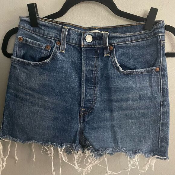 Levi’s Ribcage High Rise Denim Cut Off Shorts Size 27 - Picture 3 of 8